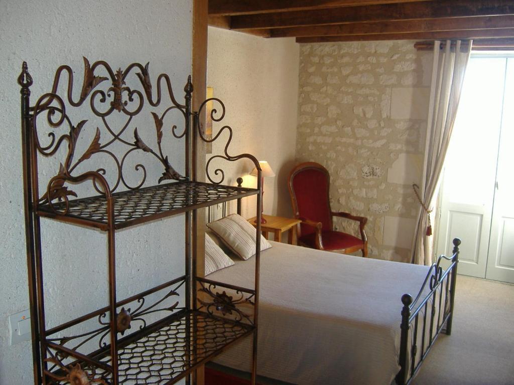 Logis Auberge De Crissay Rum bild