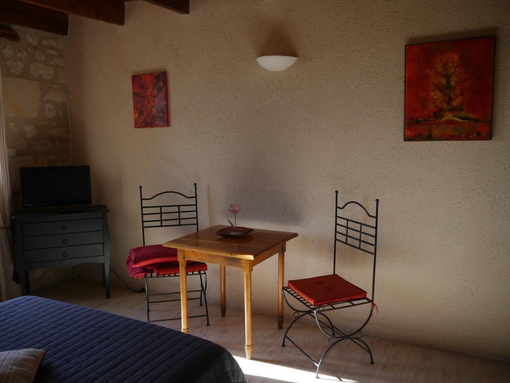 Logis Auberge De Crissay Rum bild